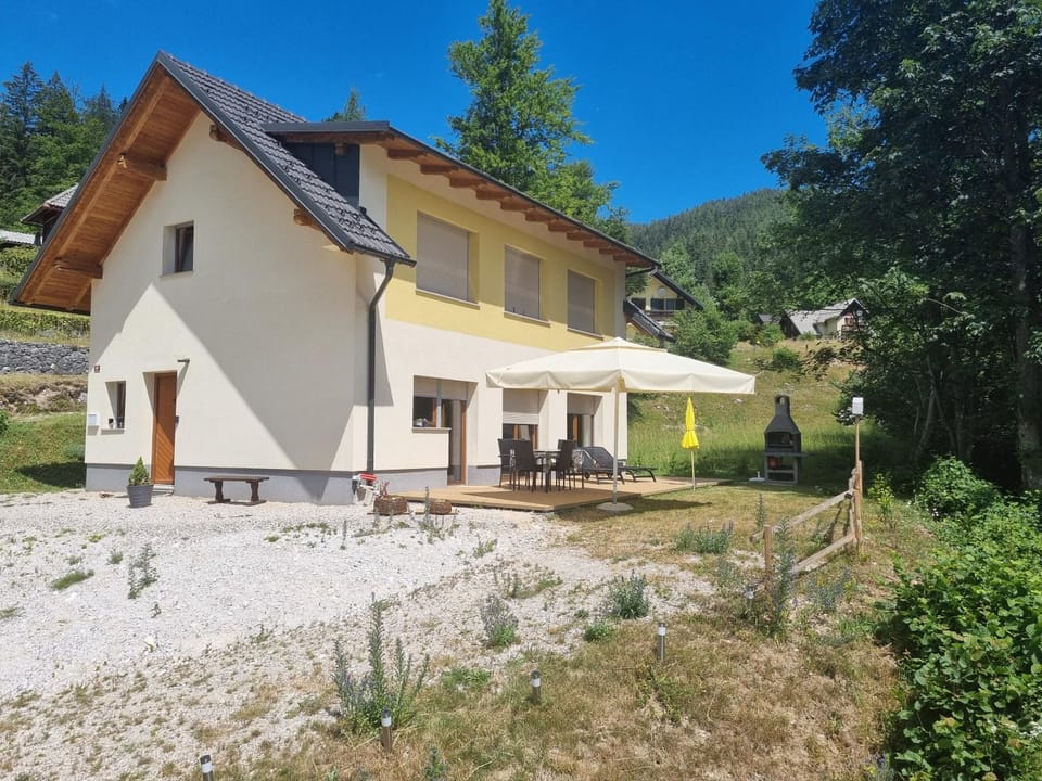 Property building, Balcony/Terrace