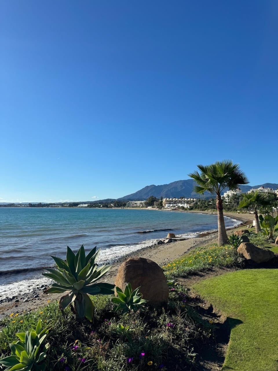 Naranja Cozy Studio 1min walk to Beach by AllStay Apartment in Costa del Sol