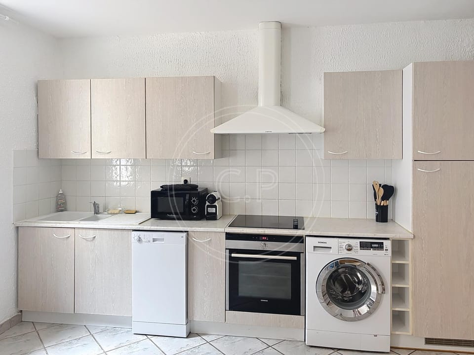 Coffee/tea facilities, Kitchen or kitchenette, dishwasher, oven, pet friendly, toaster, washing machine, kitchen