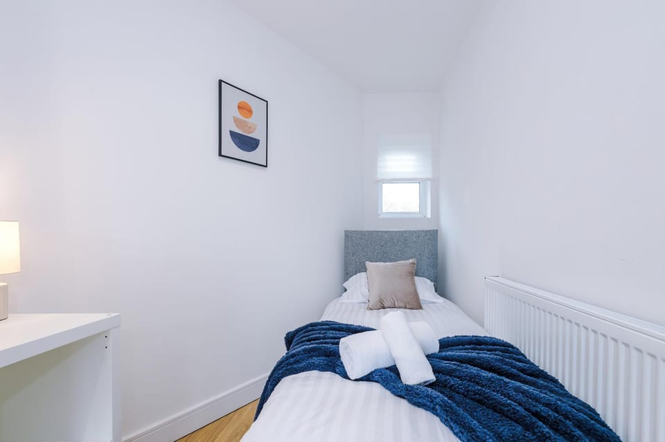 Rossendale Incredible Home 3Bedrooms Driveway Sleeps 6 House in Rossendale