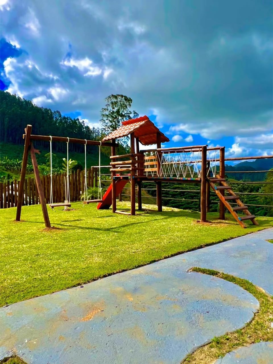 Spring, Day, Natural landscape, Children play ground, Evening entertainment
