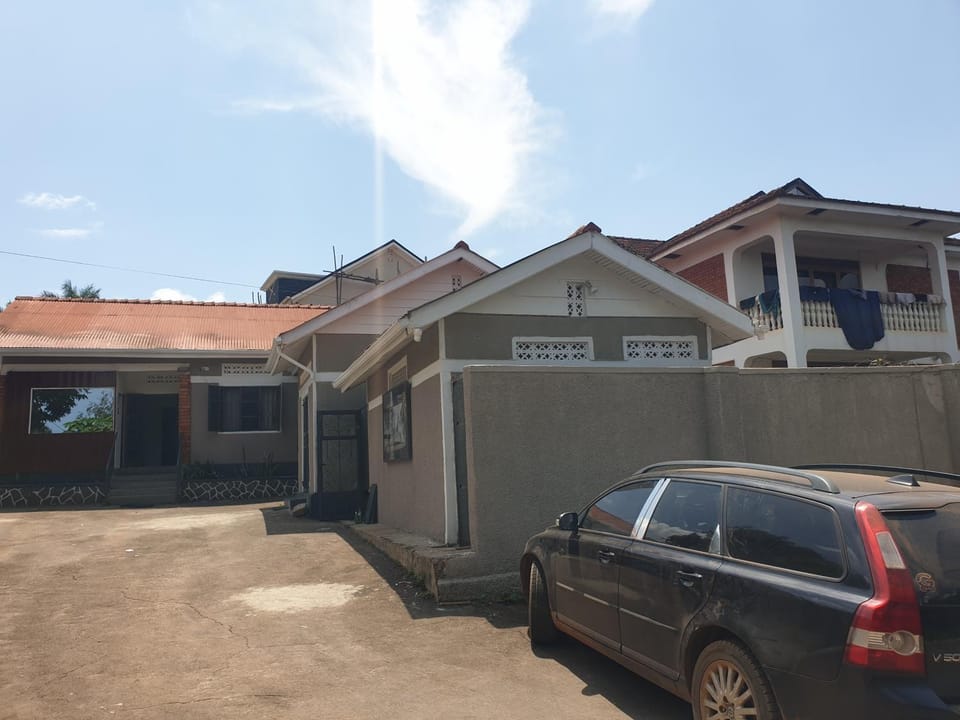 KBK COMFORT Accommodation Bed and Breakfast in Kampala