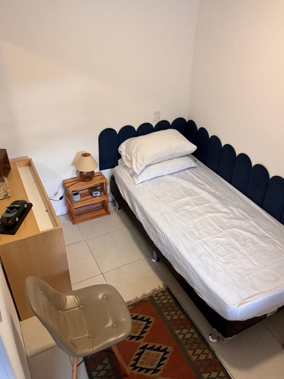 Quarto de solteiro em casa familiar Vacation rental in Florianopolis
