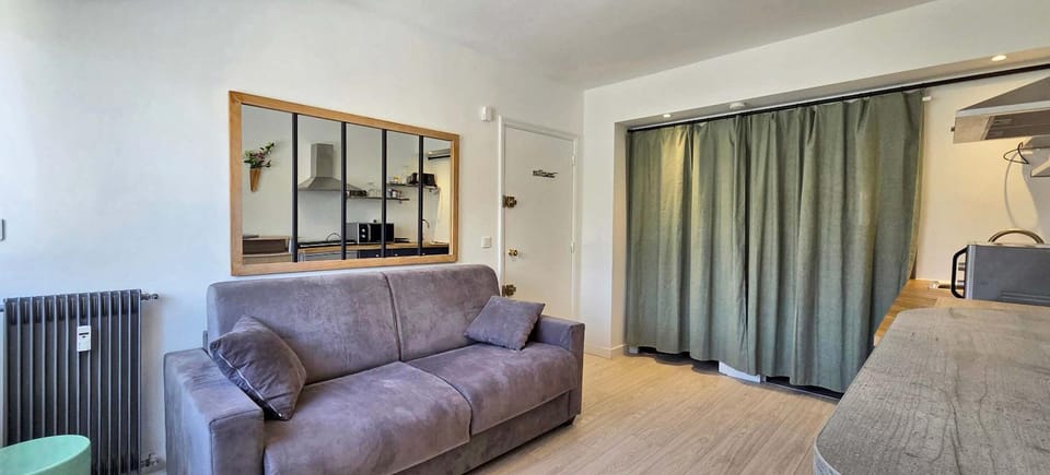 LX147 Studio lumineux centre, confort & autonomie Apartment in Cannes