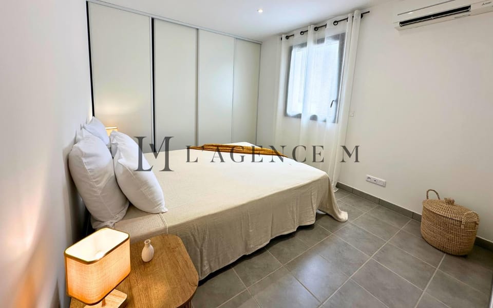 Appartement Petru - Spacieux, climatisé, grandes terrasses & parking, plage 200m Apartment in Monticello