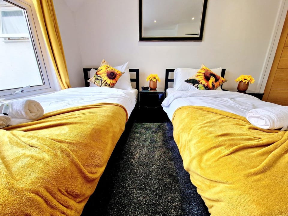 Sweet Rose Guest House Room 1 Bed and Breakfast in Oxford