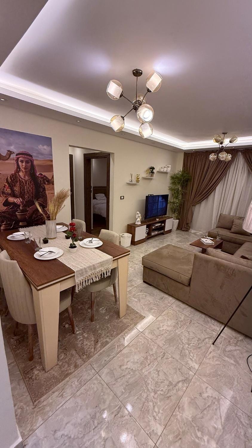 شقه فندقيه بمدينتي غرفتين وحمام بالقرب من الخدمات 42 Apartment in Cairo Governorate