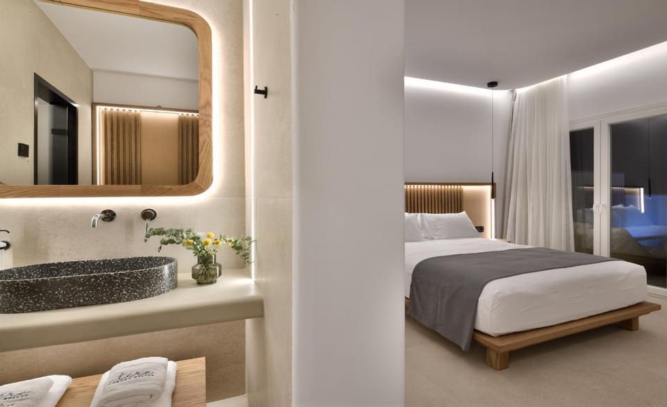 Etere Luxury Suites Bed and Breakfast in Agios Ioannis Diakoftis