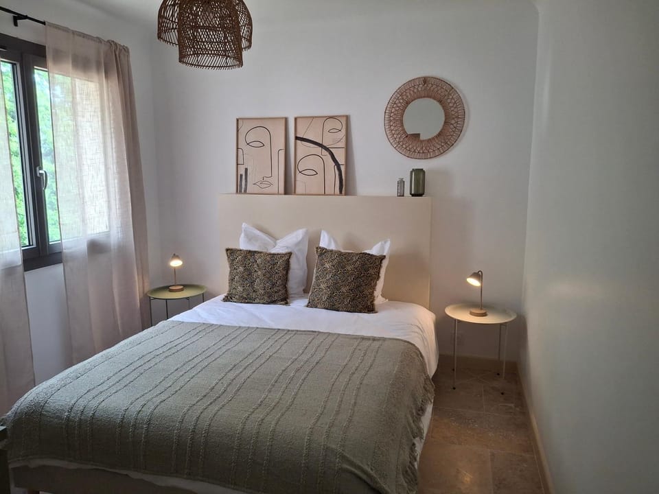 Villa Oustalet House in Provence
