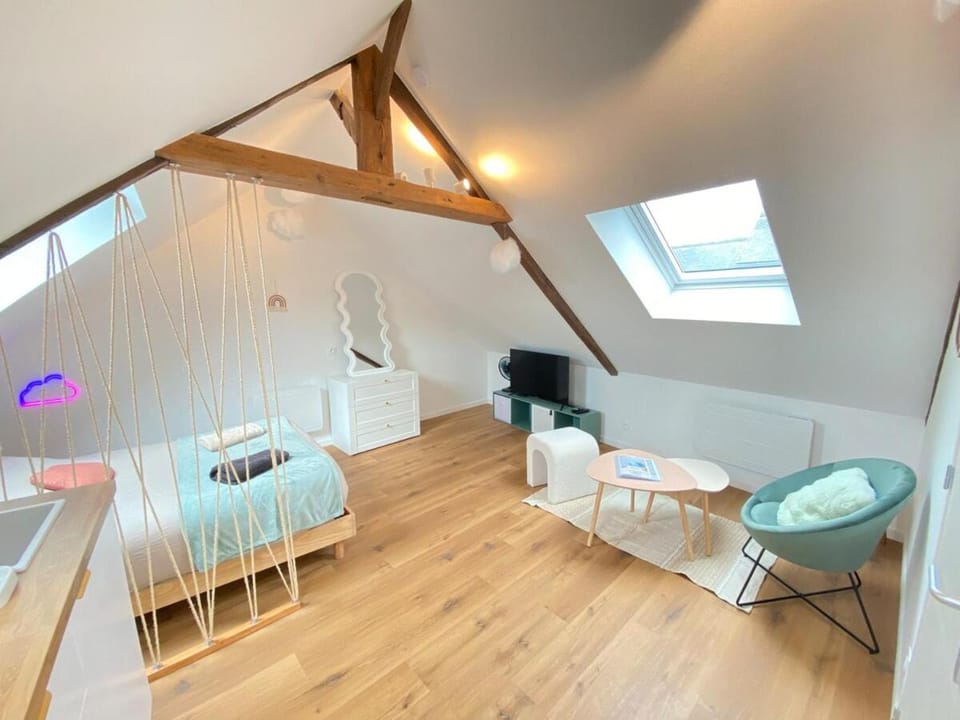 Living room, Photo of the whole room