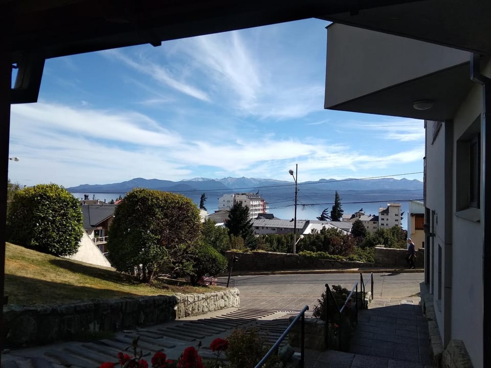 Property building, Facade/entrance, Neighbourhood, Lake view