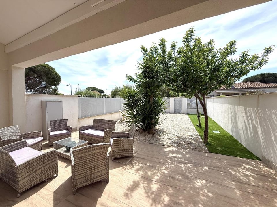 Day, Garden, Garden view, sunbed