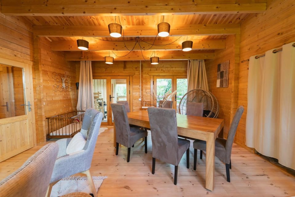 Le Chalet de Limbre House in Nouvelle-Aquitaine