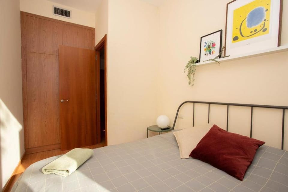 Modern Vista Apartments Eixample Apartment in Barcelona