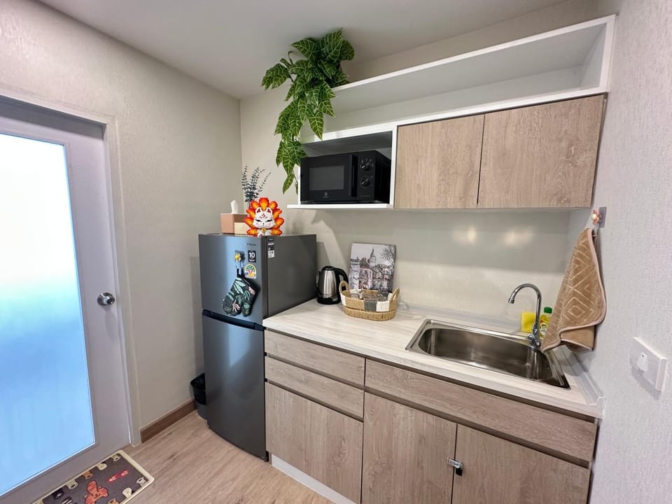 The Beach On The East Ville Apartment in Chon Buri Changwat