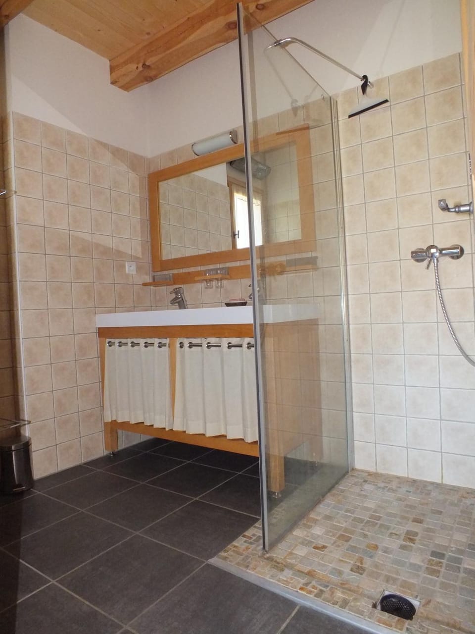 Bathroom, Living room