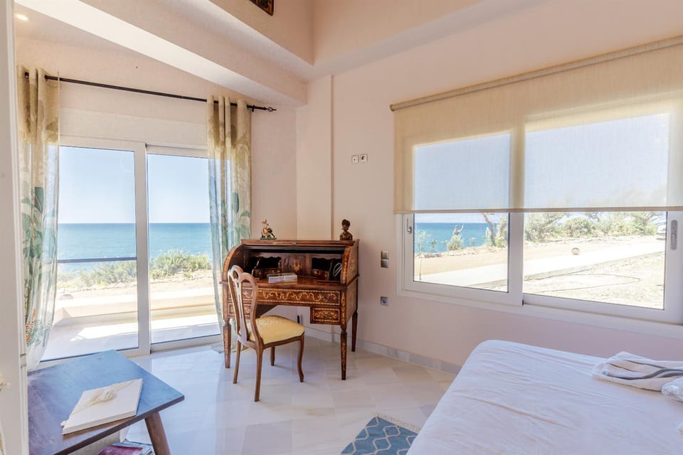 Bedroom, Sea view