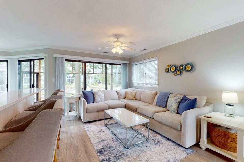 East of the Sun --- 39620 E Sun Dr #717 House in Worcester County