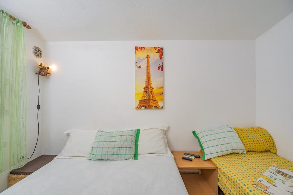 Apartmani Mijailovic PARKING WI-FI AIR CONDITION FREE Vacation rental in Budva Municipality
