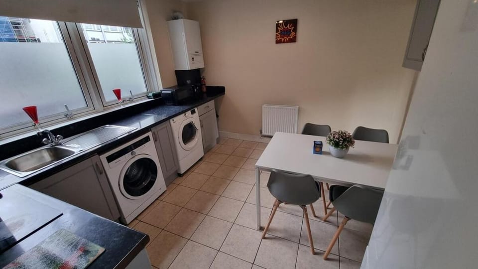 3BR Maisonette in Notting Hill Apartment in City of Westminster