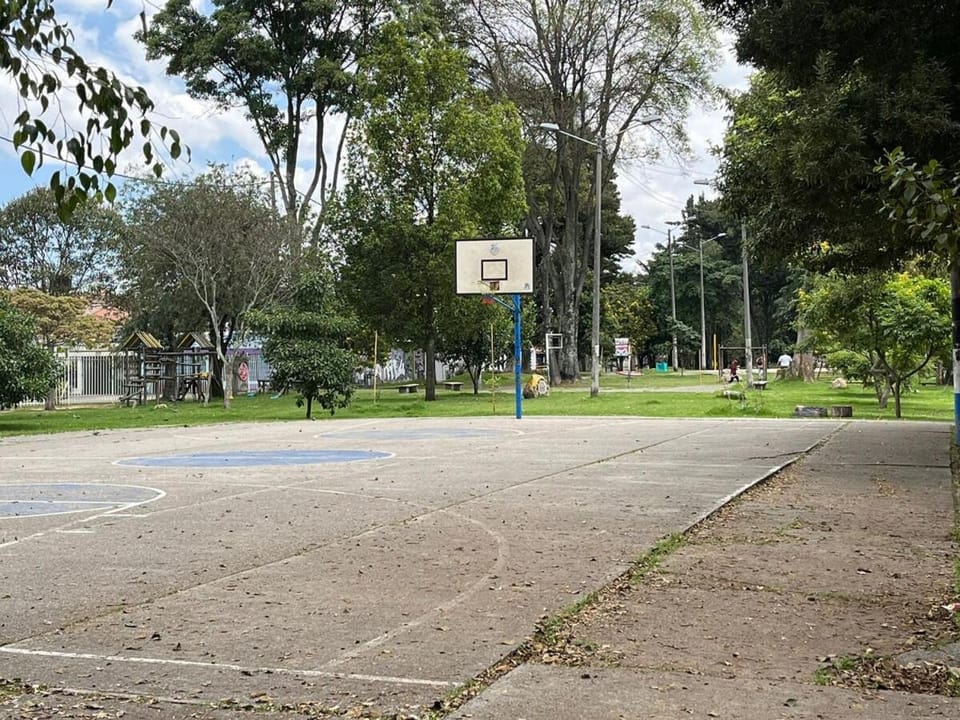 Nearby landmark, Natural landscape