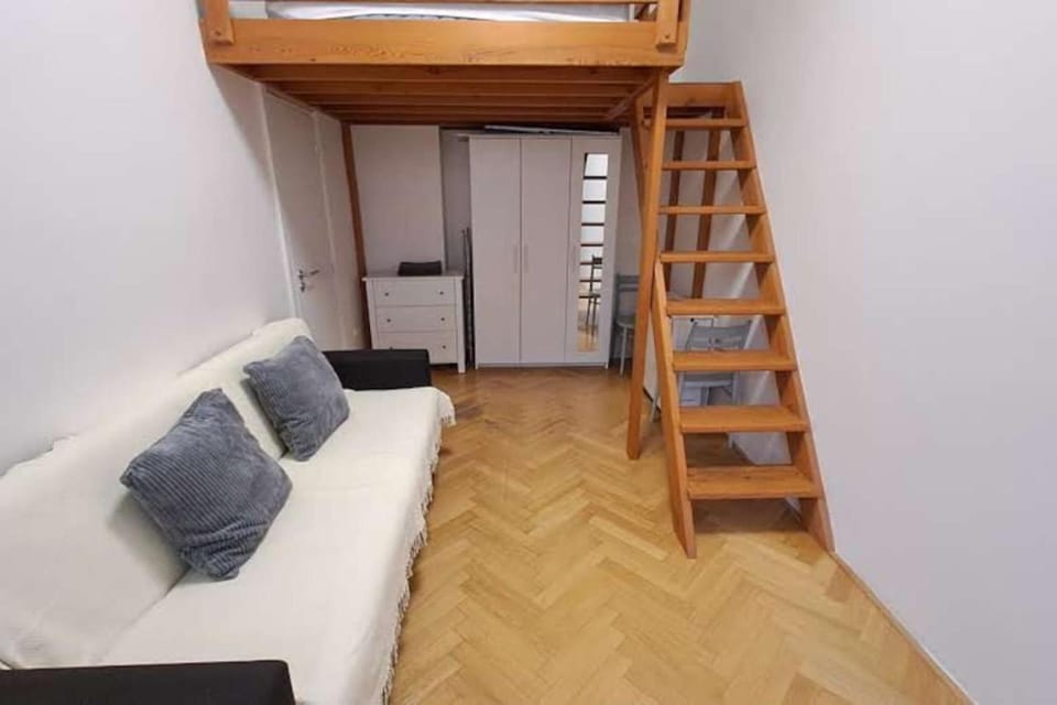 Cozy studio in Prague favorite neighborhood Apartment in Prague