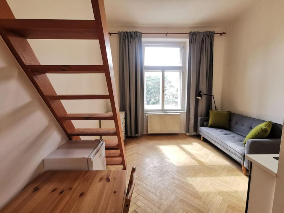 Modern studio with excellent transport links House in Prague