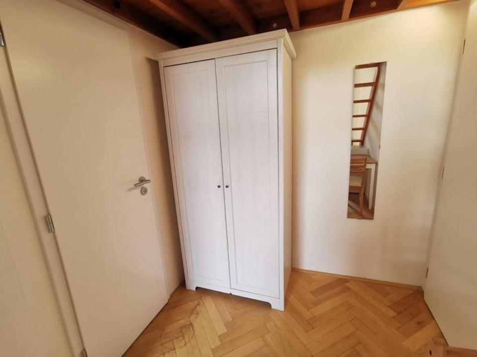 Modern studio with excellent transport links House in Prague