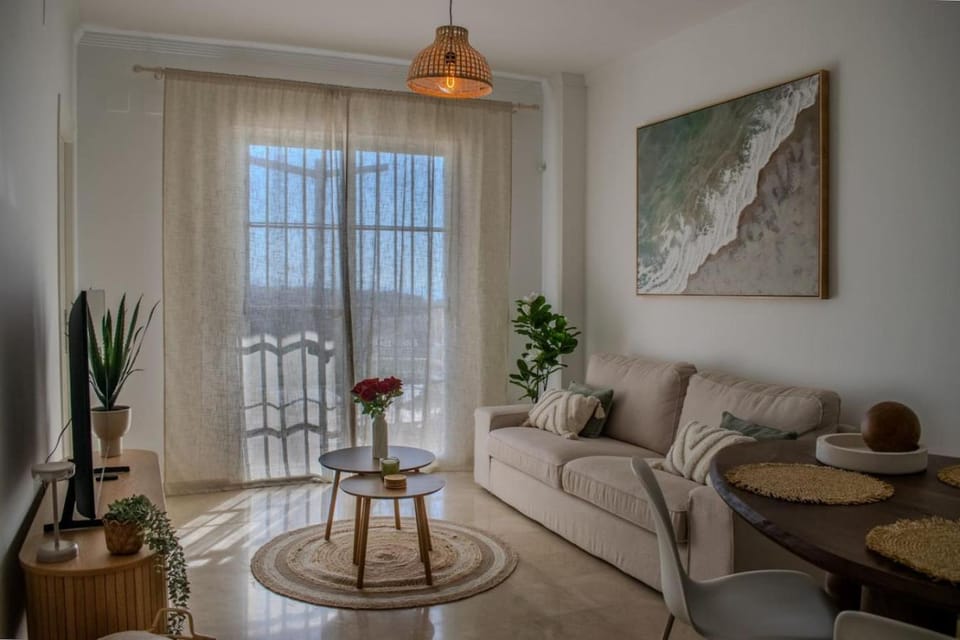 3BR Family apartment with pool Apartment in Costa del Sol