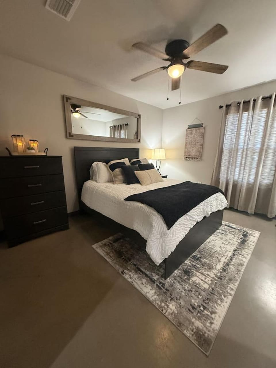 Calming Comfort Stay Apartment in Clovis
