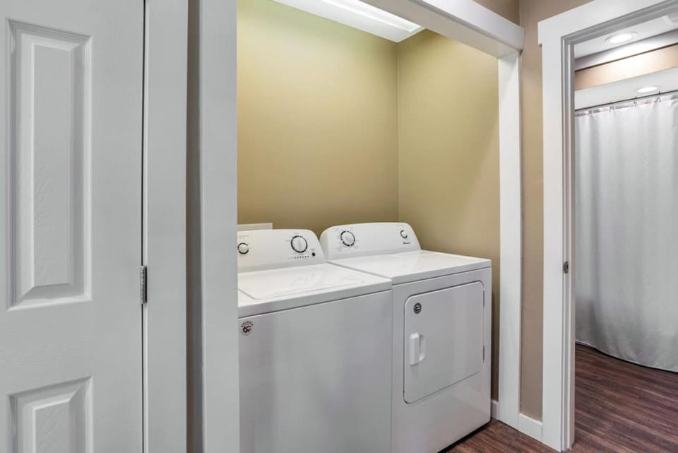 Travelers Fairview Haven Apartment in Fairview