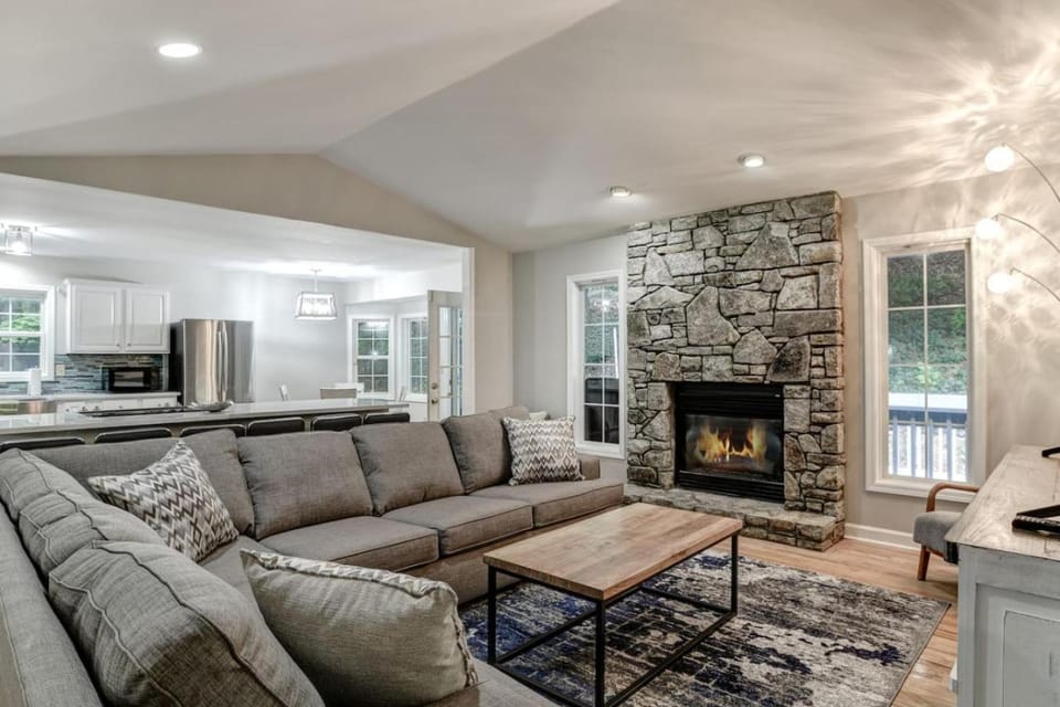 Living room, fireplace