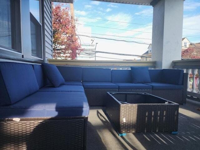Summer Sunset Hideout 2-4 Bedrooms and 2 Bath House in Ventnor City