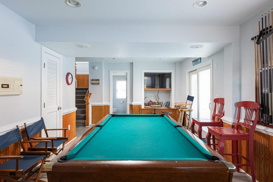 Coastal Charm with Pool Hot Tub & Resort Amenities House in Corolla