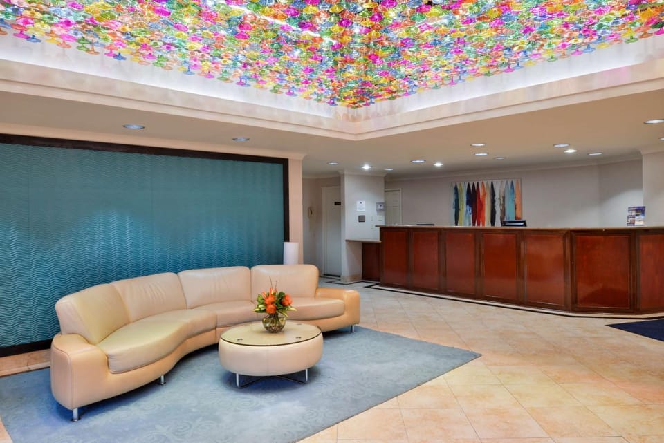 Lobby or reception, On site