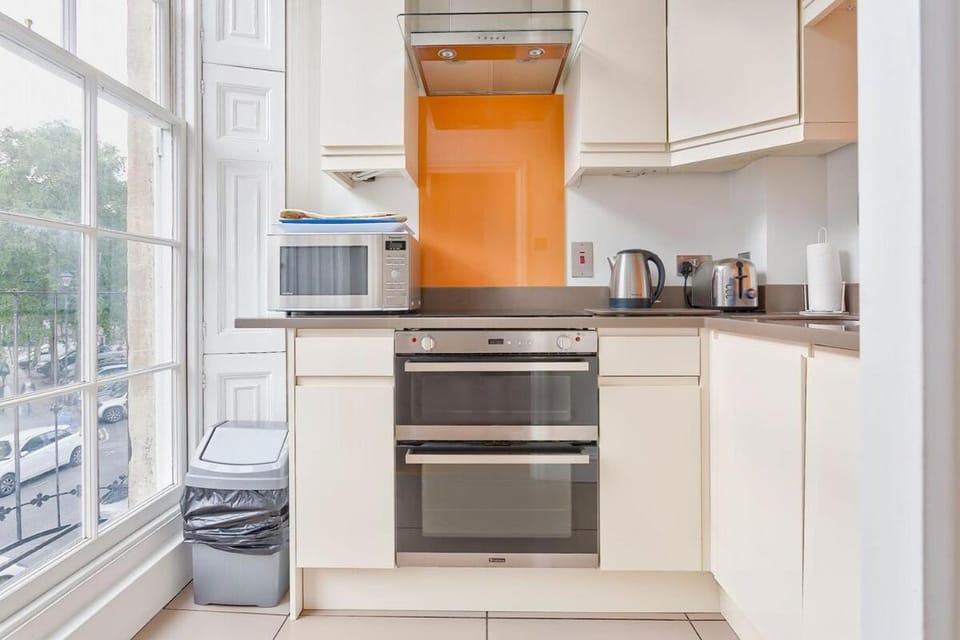 FFF Bright & Central & Elegant 1 Bed Home in Bath Apartment in Bath