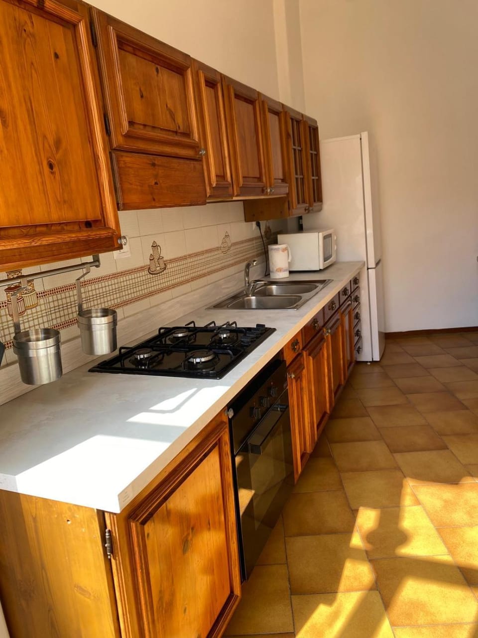 Kitchen or kitchenette, pet friendly, stove