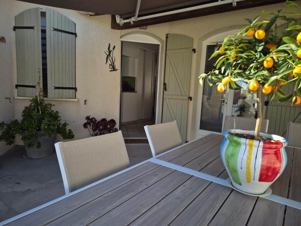 Villa Cevalia House in Balaruc-les-Bains