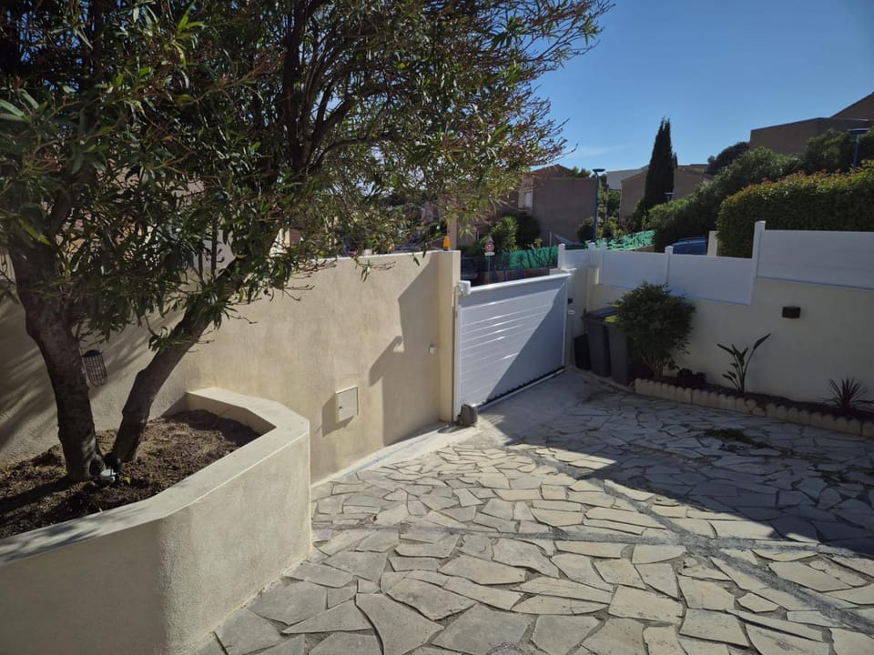 Villa Cevalia House in Balaruc-les-Bains