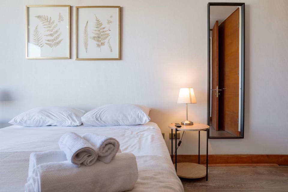 Relax in our comfortable 2BR apartment Apartment in Providencia