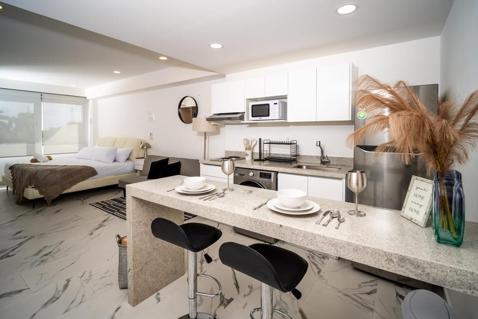 Kitchen or kitchenette, Living room