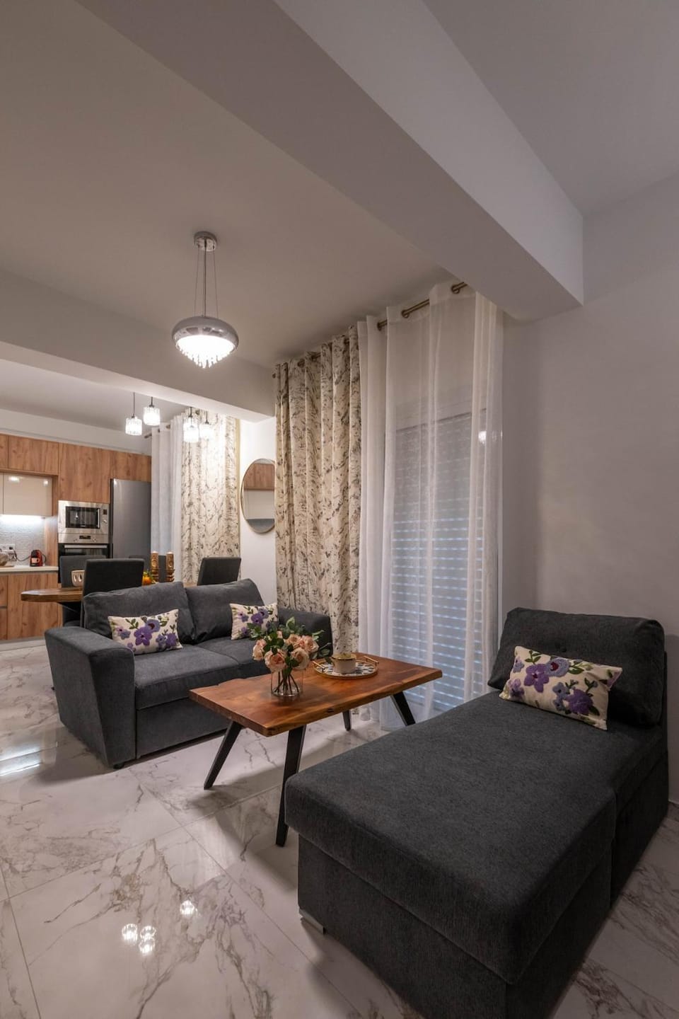Zenon Homes 2nd Floor, Kalamata Center Apartment in Messenia