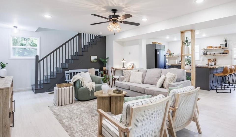Watkins Glen Luxury Escape on Seneca Wine Trail House in Seneca Lake