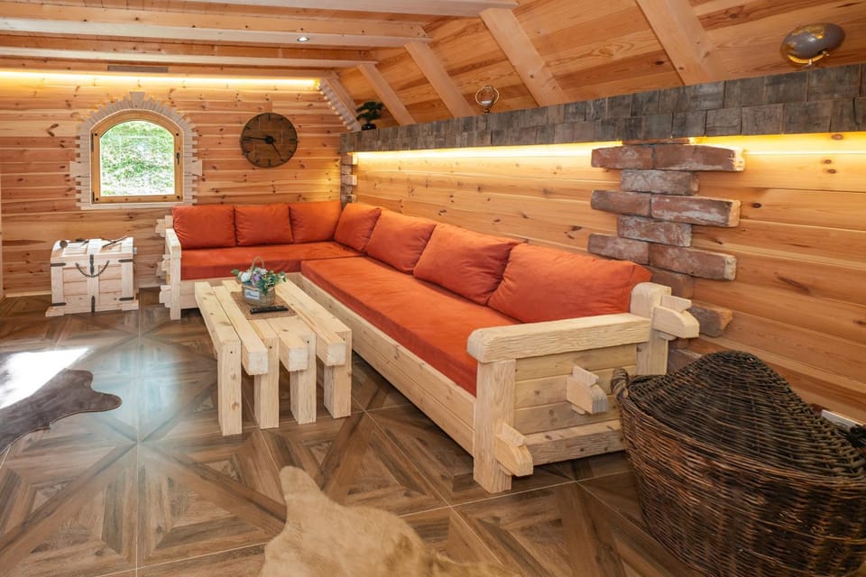 Wolf's PEAK Apartment in Montenegro