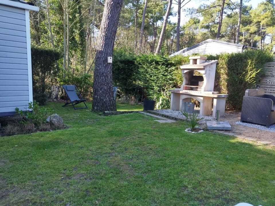 La Margotine Mobil Home Cosy Plage et Dunes Camiers Campground/ 
RV Resort in Hauts-de-France