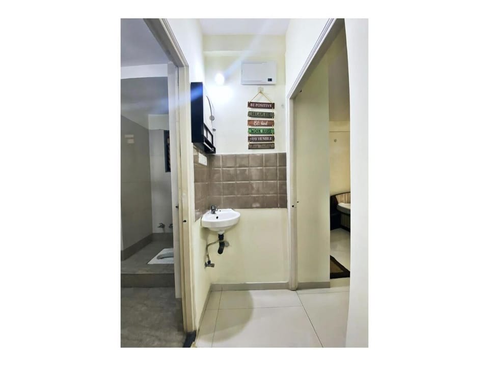 Toilet, Bathroom, Lobby or reception