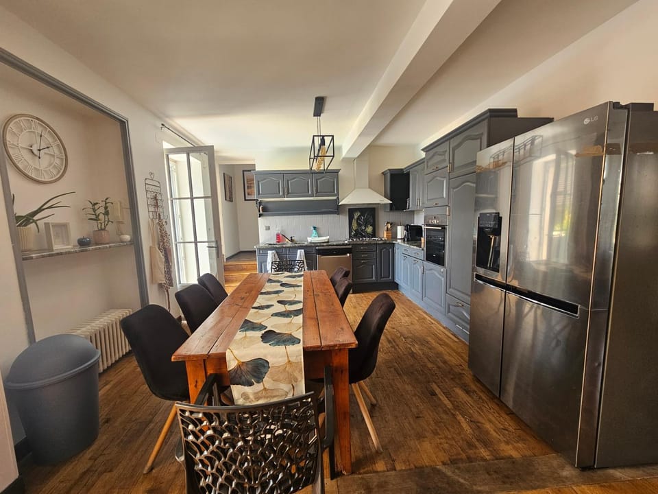 Kitchen or kitchenette, dishwasher, microwave, oven, stove