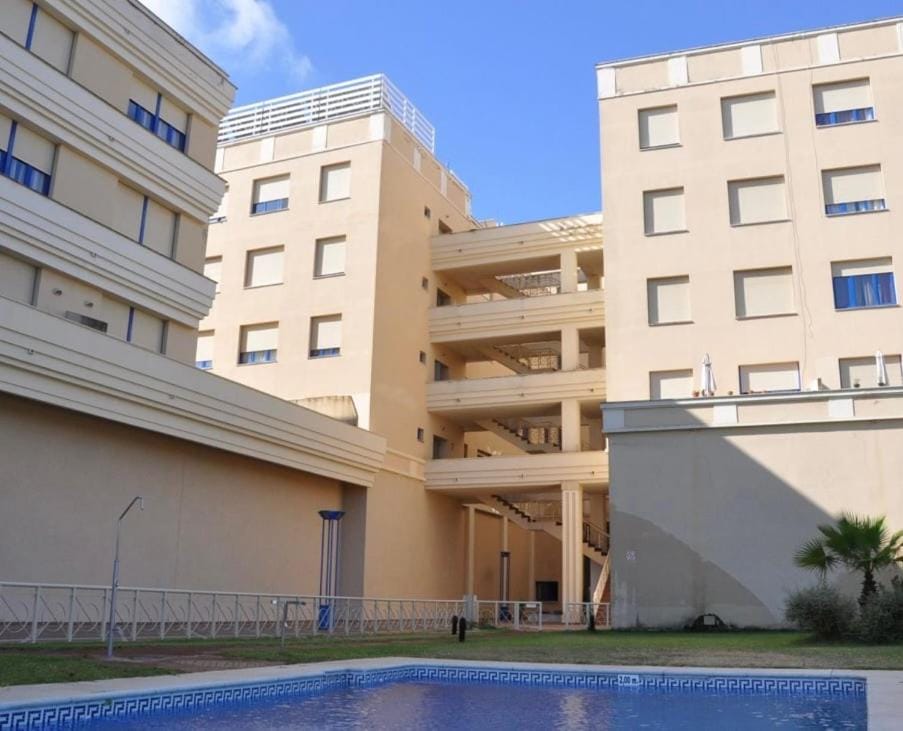 loft con parking gratis frente palacio congresos Apartment in Seville