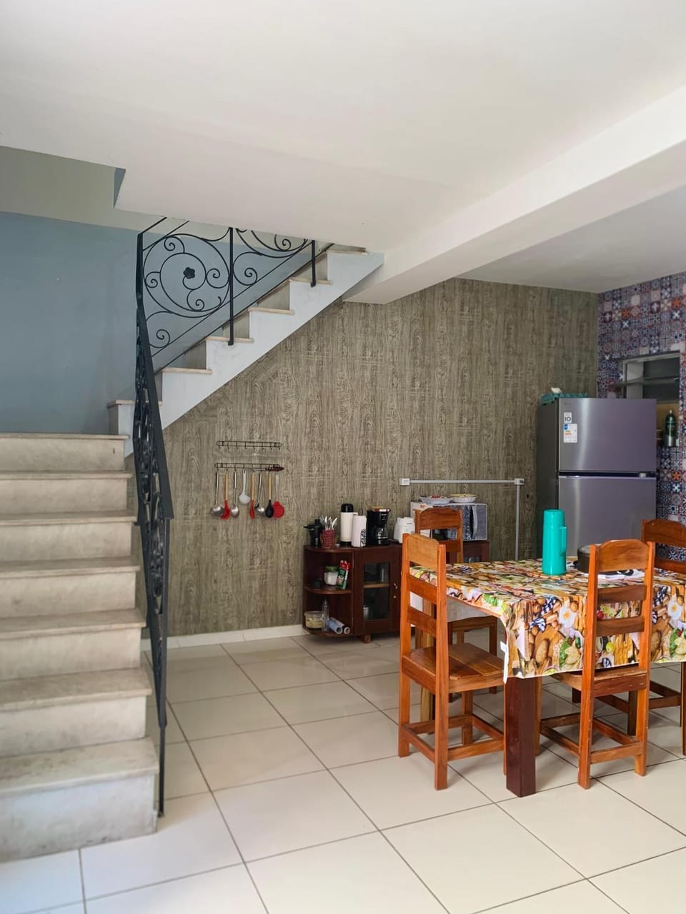 Dining area, Communal kitchen