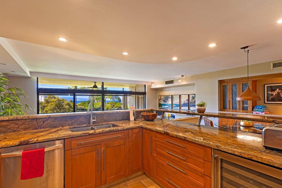 Kaanapali Royal #L302 Golf Partial Ocean House in Kaanapali